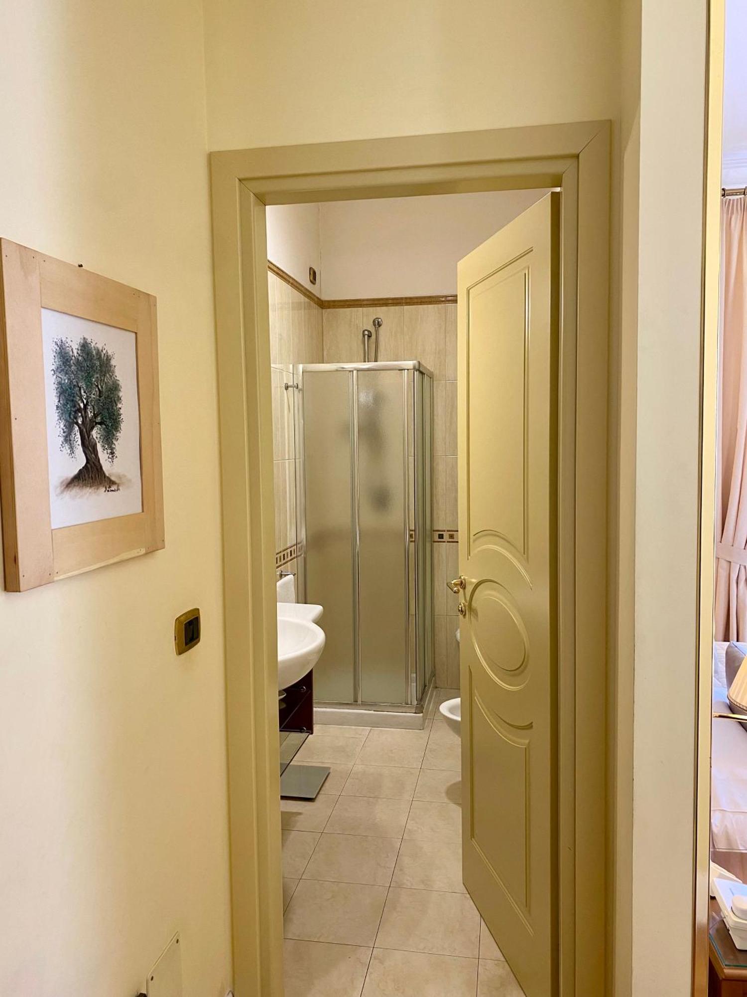 Hotel Akropolis - Museum Hotel Taranto Bagian luar foto