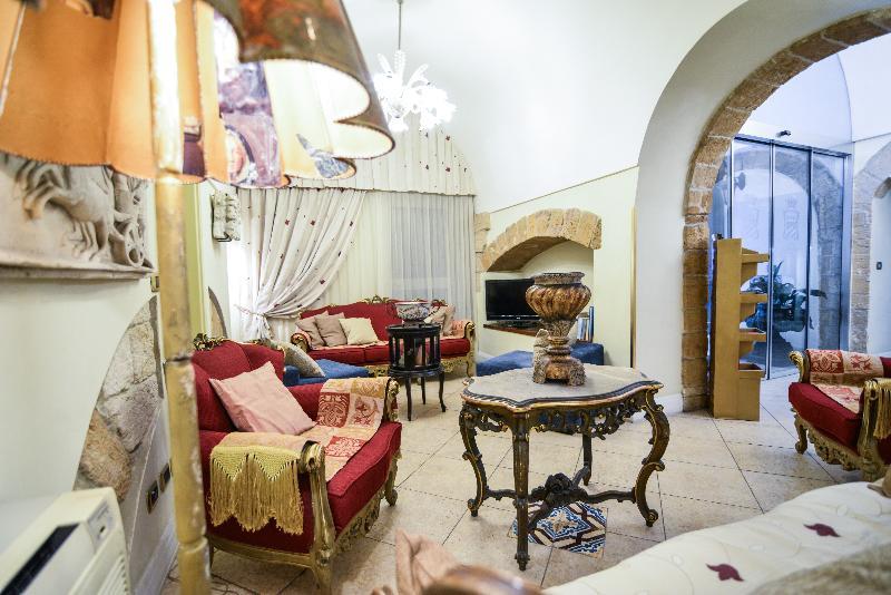 Hotel Akropolis - Museum Hotel Taranto Bagian luar foto